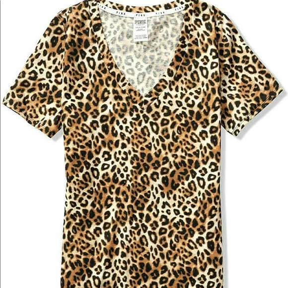 Victoria Secret Pink Medium V-Neck Leopard Shirt - Picture 1 of 8